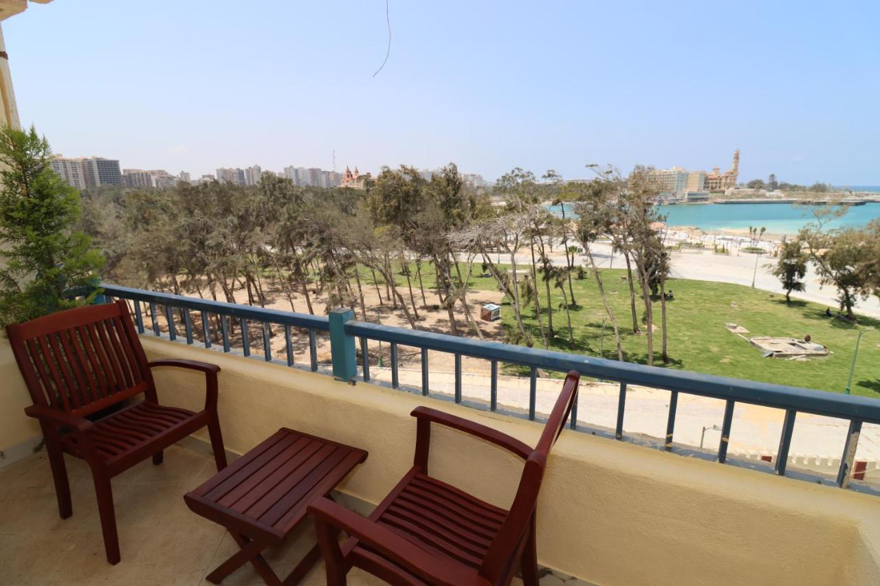 Beach Luxury Mamoura Private Beach Александрия Екстериор снимка