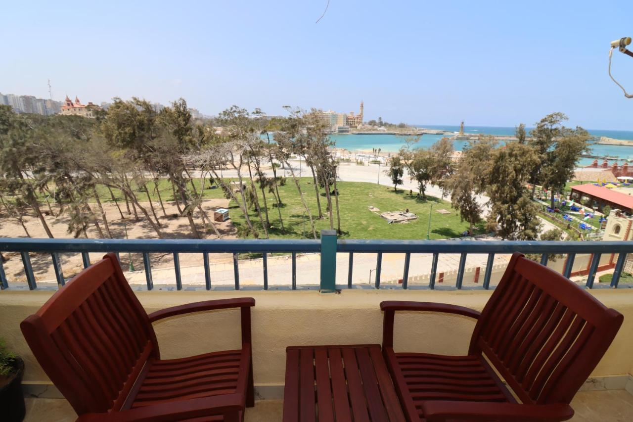 Beach Luxury Mamoura Private Beach Александрия Екстериор снимка